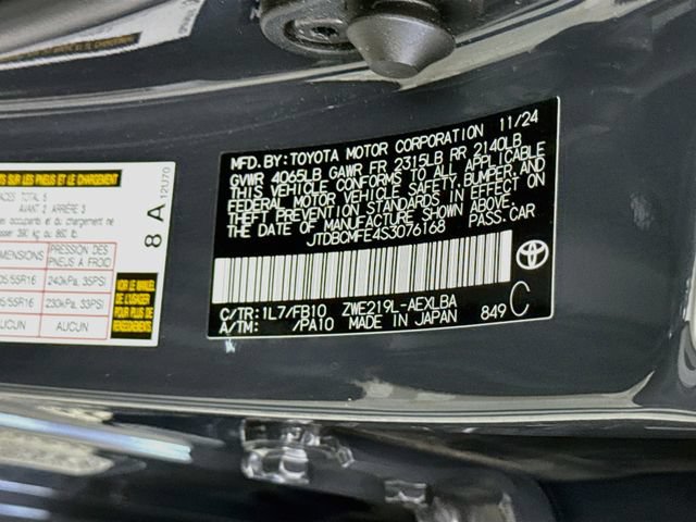 Used 2025 Toyota Corolla LE w/ LE Premium Package FWD image 30