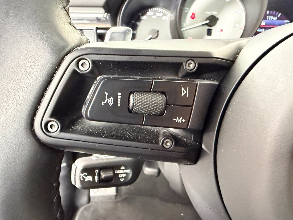 Certified 2025 Porsche Macan S AWD/4WD image 26