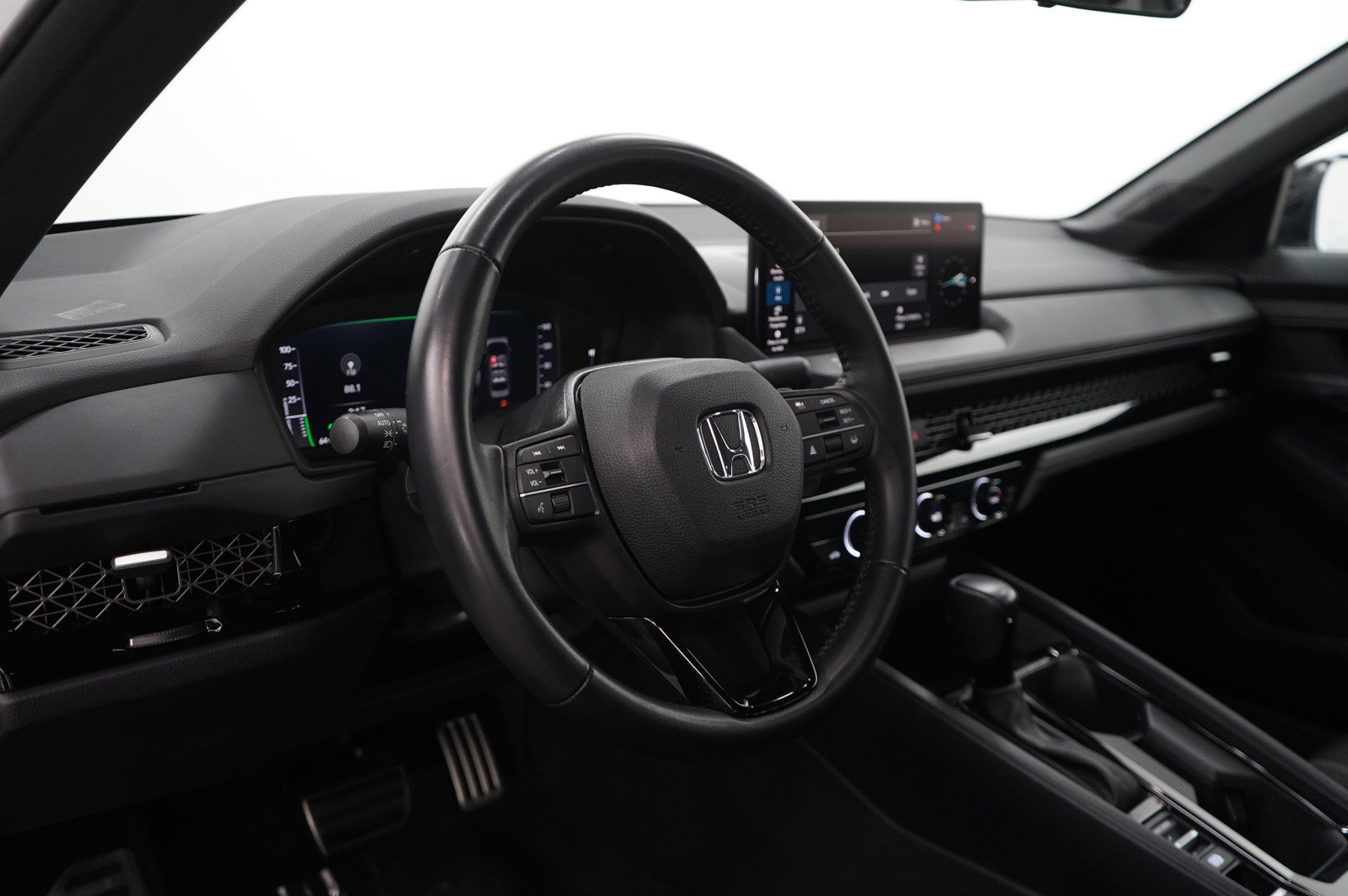 Used 2023 Honda Accord Sport image 17