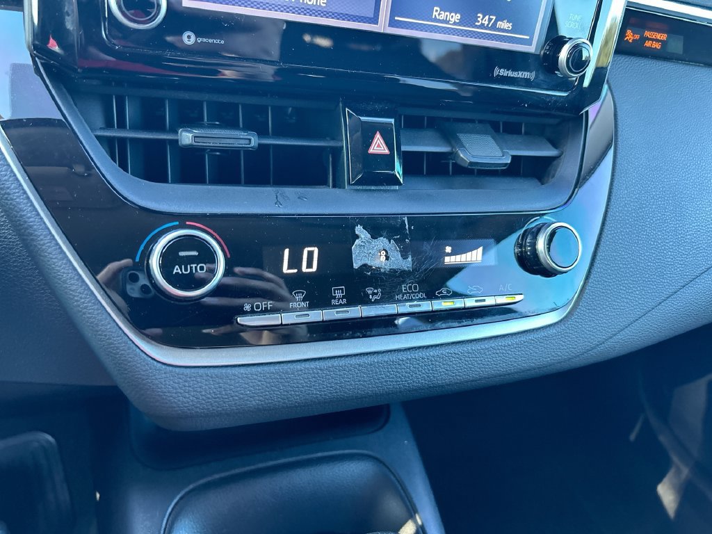 Used 2022 Toyota Corolla LE FWD image 23