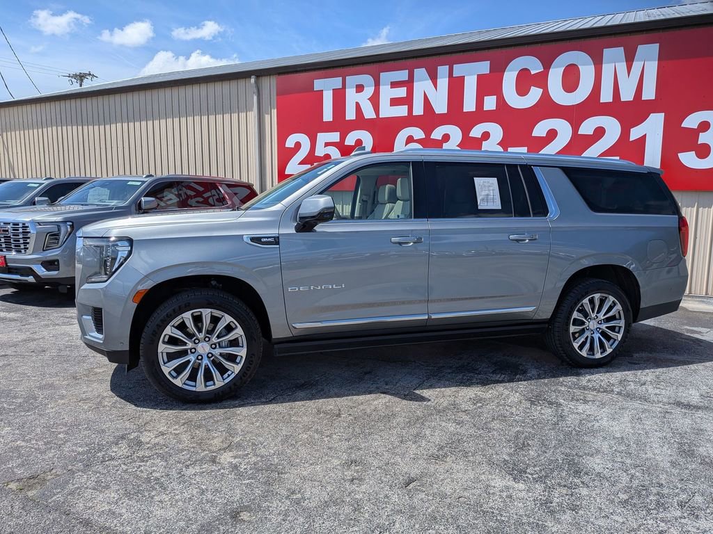 Certified 2023 GMC Yukon XL Denali w/ Denali Reserve Package AWD/4WD image 2