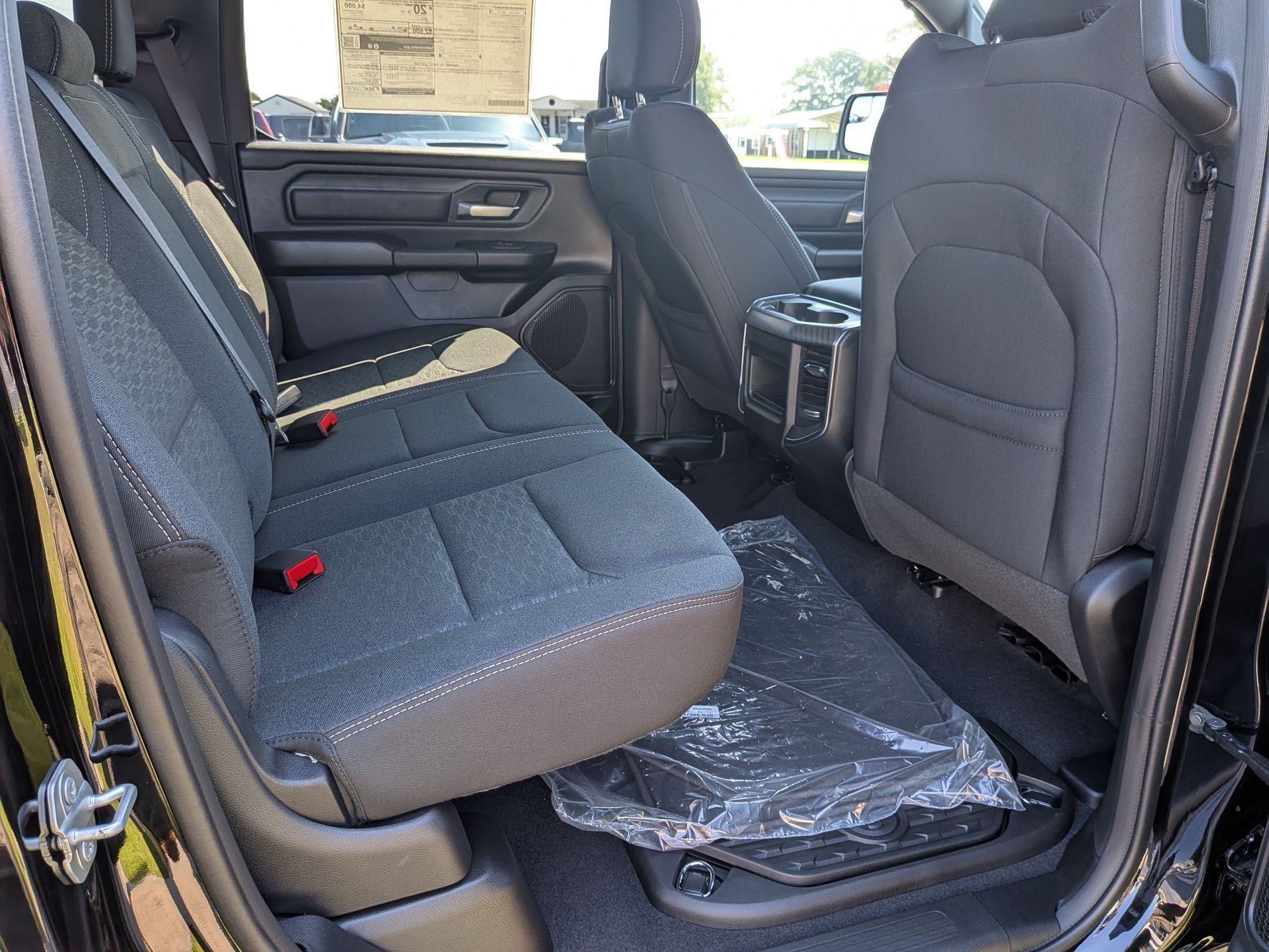 New 2026 RAM 1500 Express AWD/4WD image 23