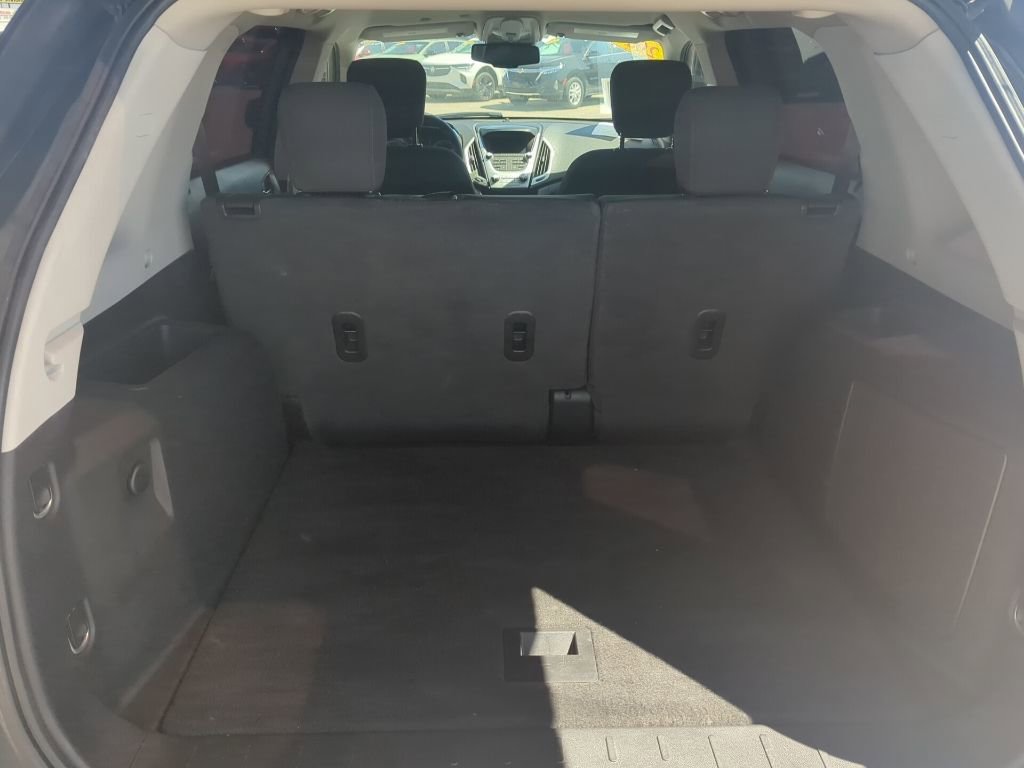 Used 2017 GMC Terrain SLE FWD image 10