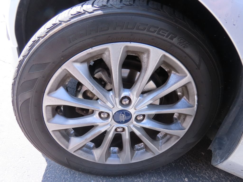 Used 2014 Ford Fiesta SE w/ Equipment Group 201A FWD image 15