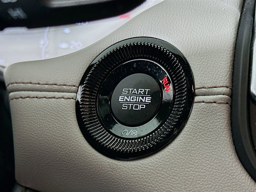 Certified 2024 Jeep Compass Limited image 22