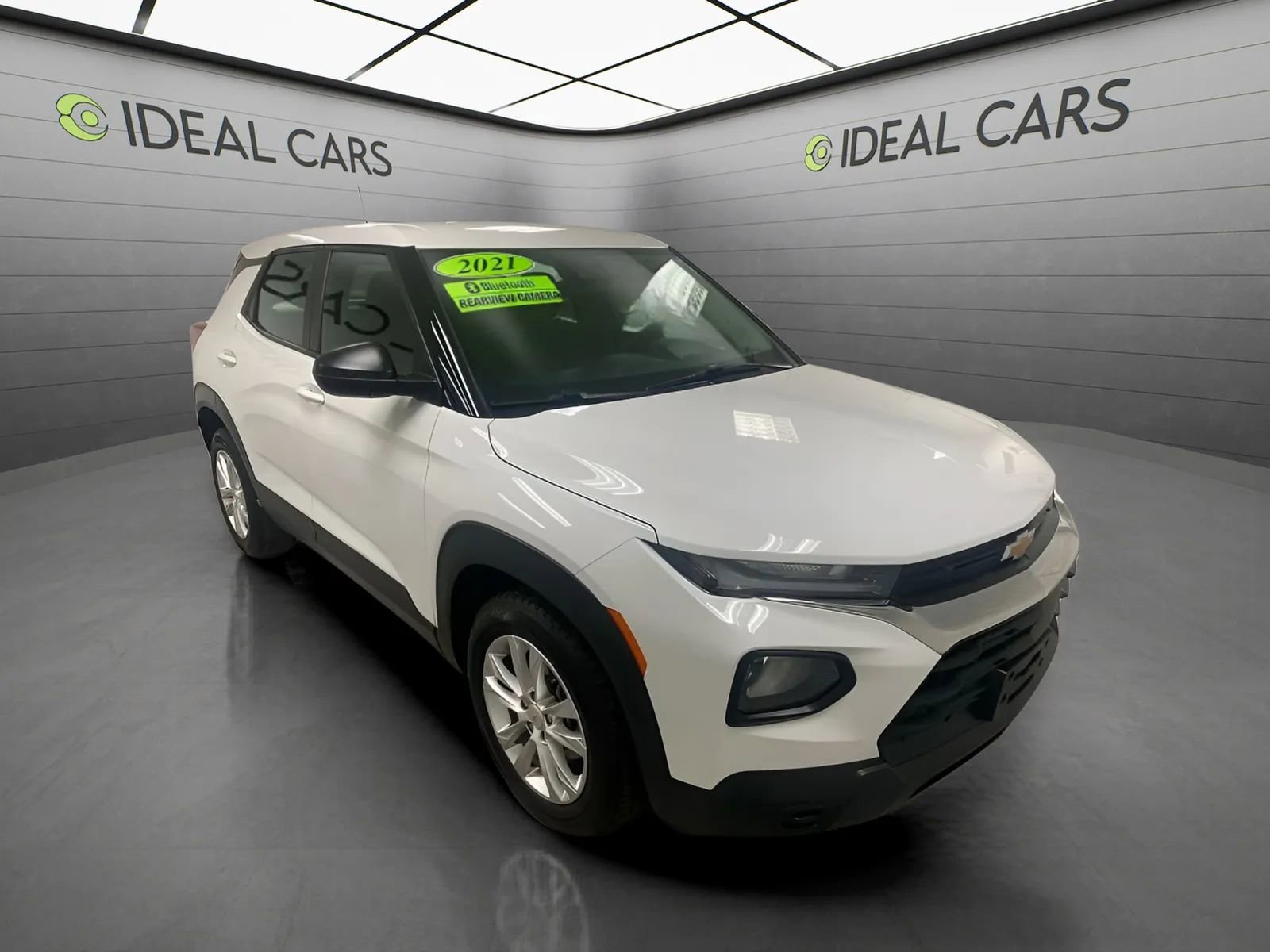 Used 2021 Chevrolet TrailBlazer LS FWD image 3