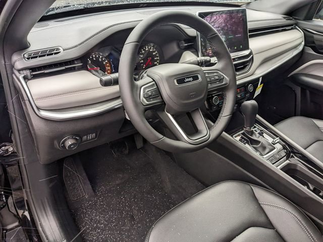 New 2025 Jeep Compass Limited w/ Sun & Sound Group image 8