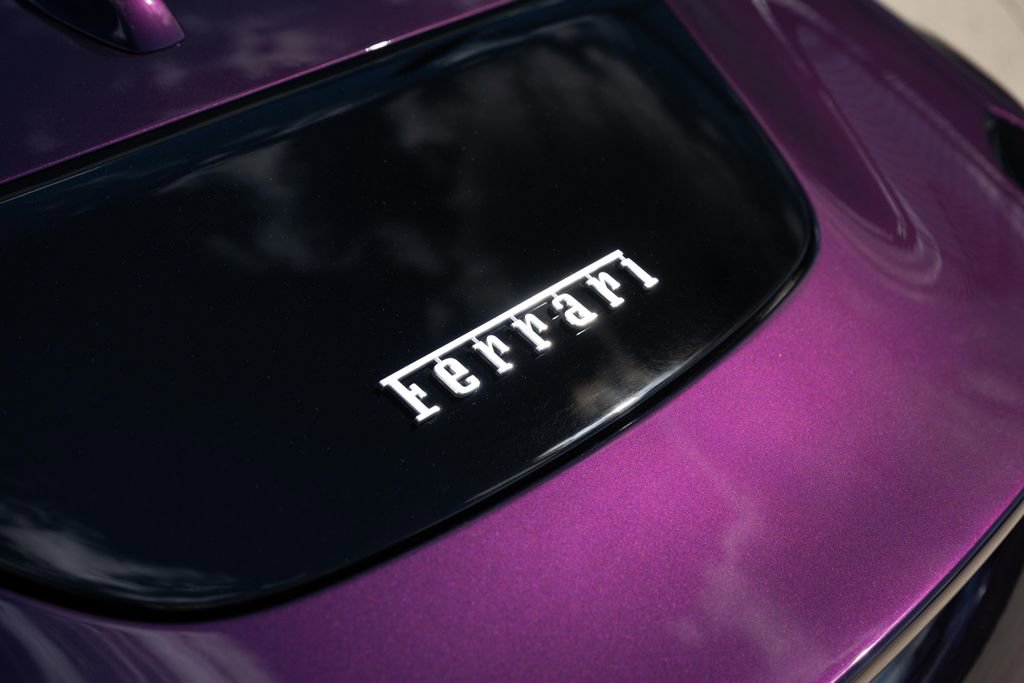 Used 2024 Ferrari Roma Spider image 20