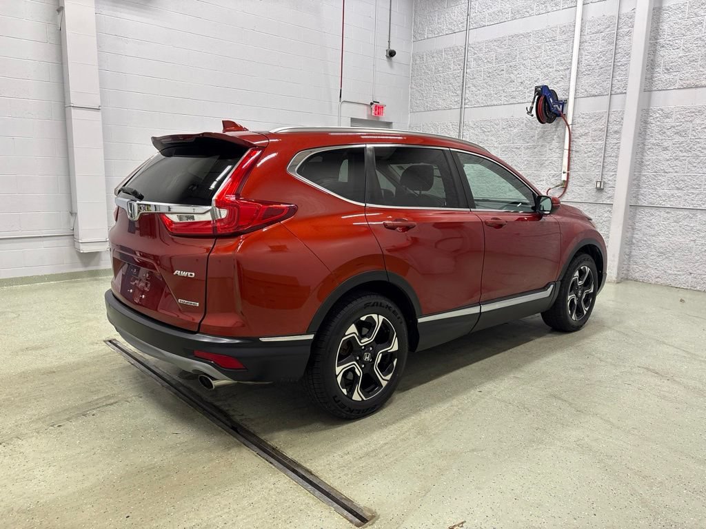 Used 2018 Honda CR-V Touring image 4