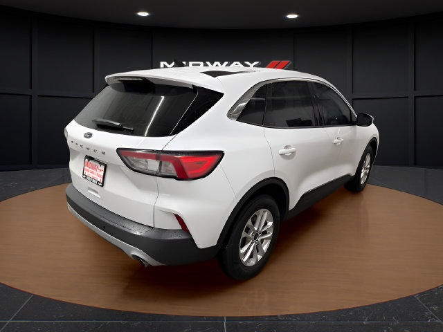 Used 2021 Ford Escape SE w/ Cold Weather Package FWD image 4