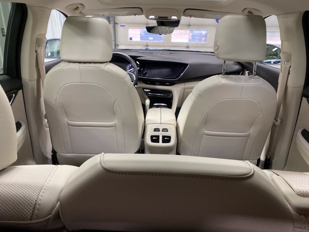 Used 2023 Buick Envision Avenir AWD/4WD image 13