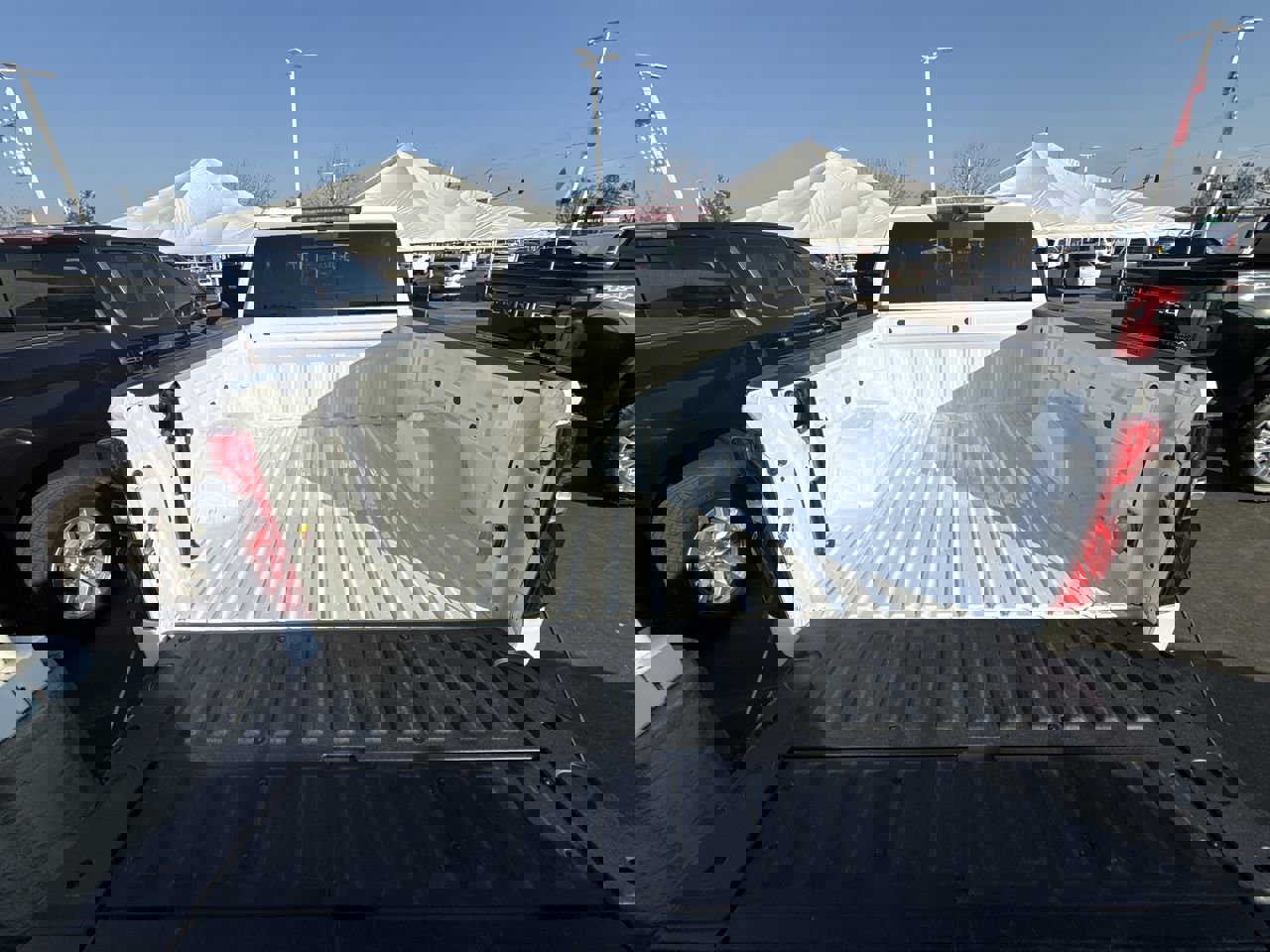 Used 2022 Chevrolet Silverado 1500 LTZ w/ LTZ Premium Package image 25