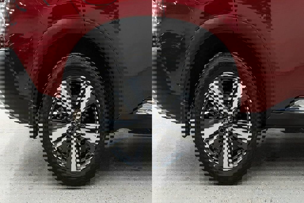 Used 2023 Nissan Rogue Platinum w/ Platinum Premium Package image 36