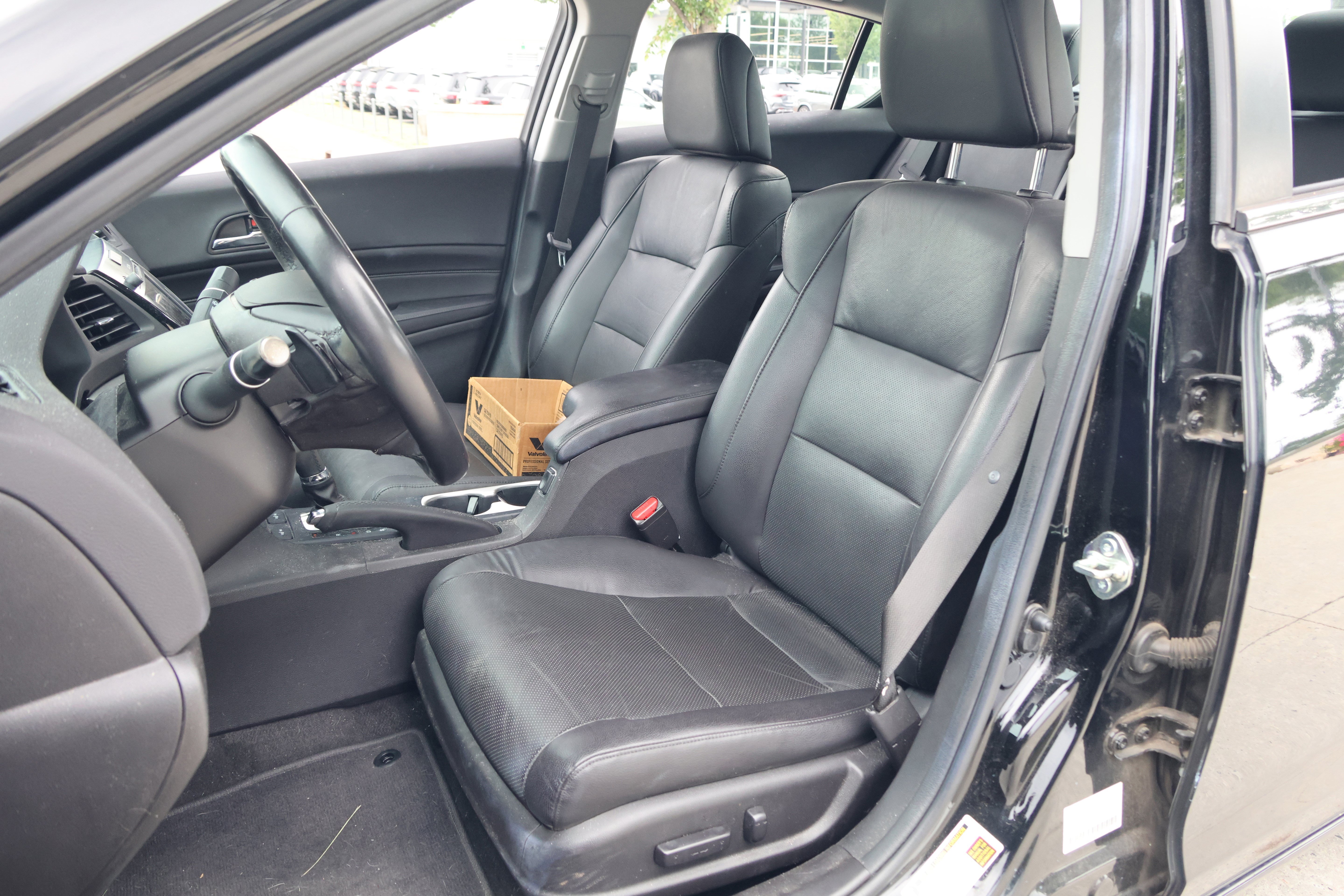 Used 2016 Acura ILX FWD image 32