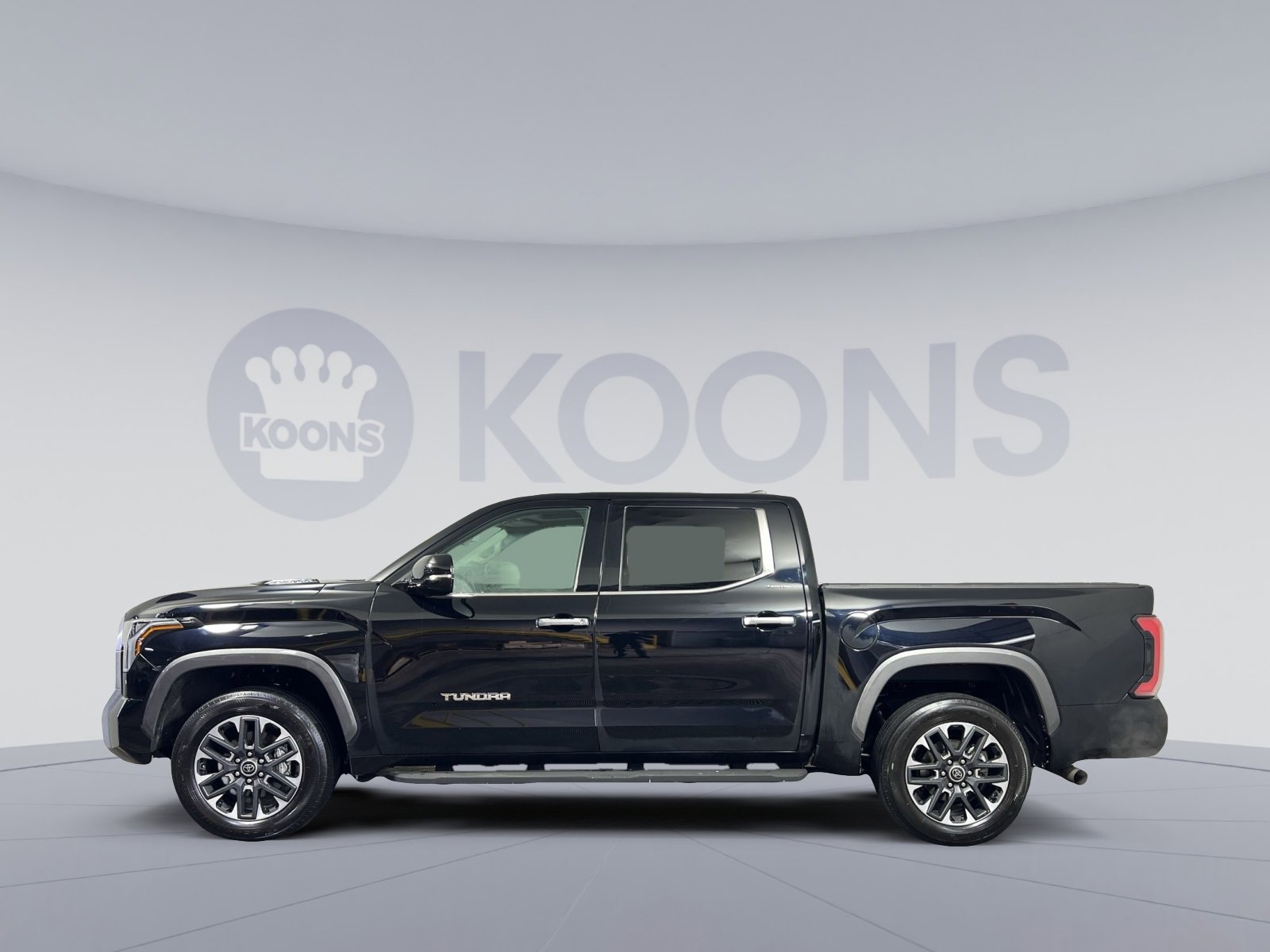 Used 2024 Toyota Tundra Limited image 2