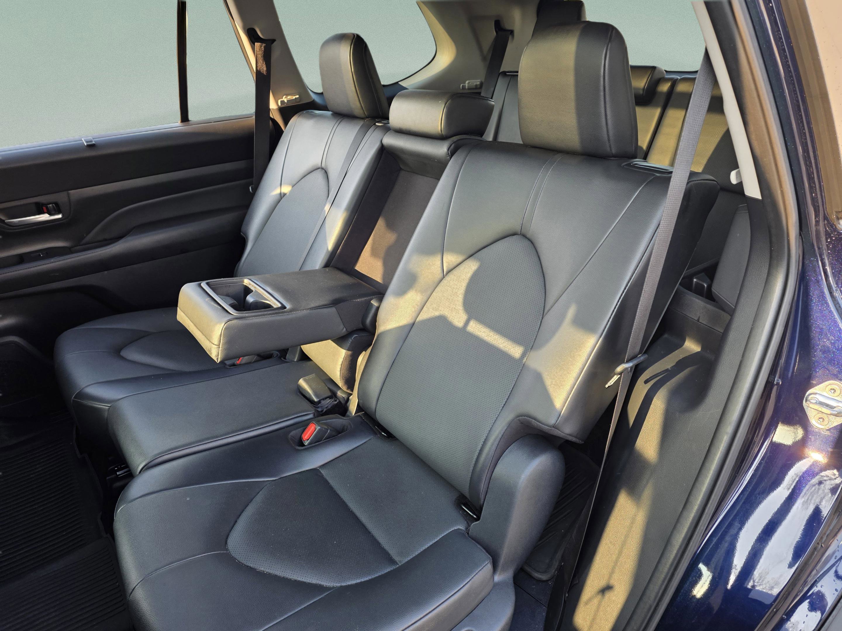 Used 2024 Toyota Grand Highlander XLE image 21