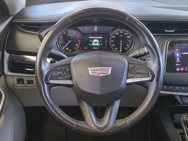 Used 2021 Cadillac XT4 Luxury w/ Cold Weather Package FWD image 21