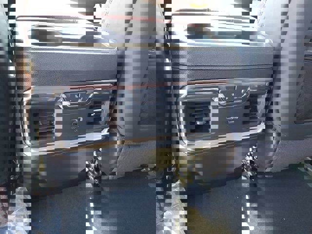 New 2026 GMC Sierra 1500 Denali Ultimate AWD/4WD image 17