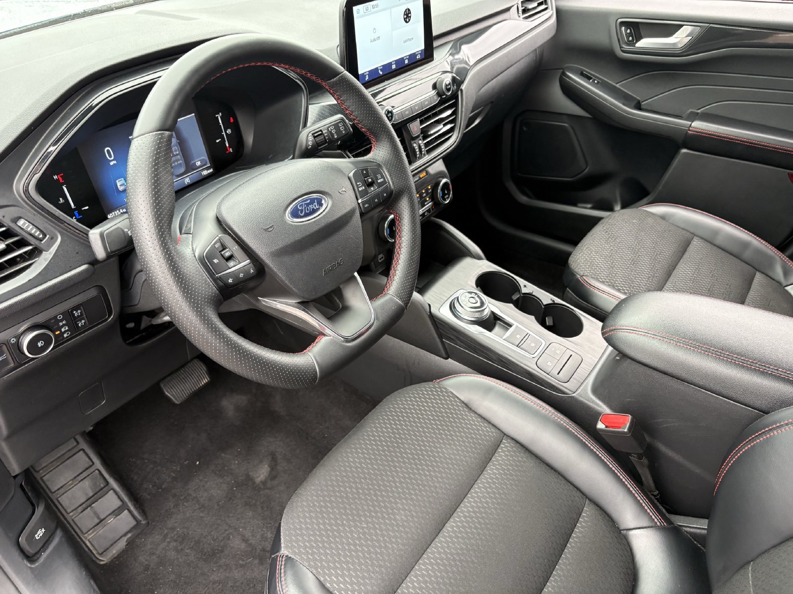 Certified 2025 Ford Escape ST-Line Select AWD/4WD image 23