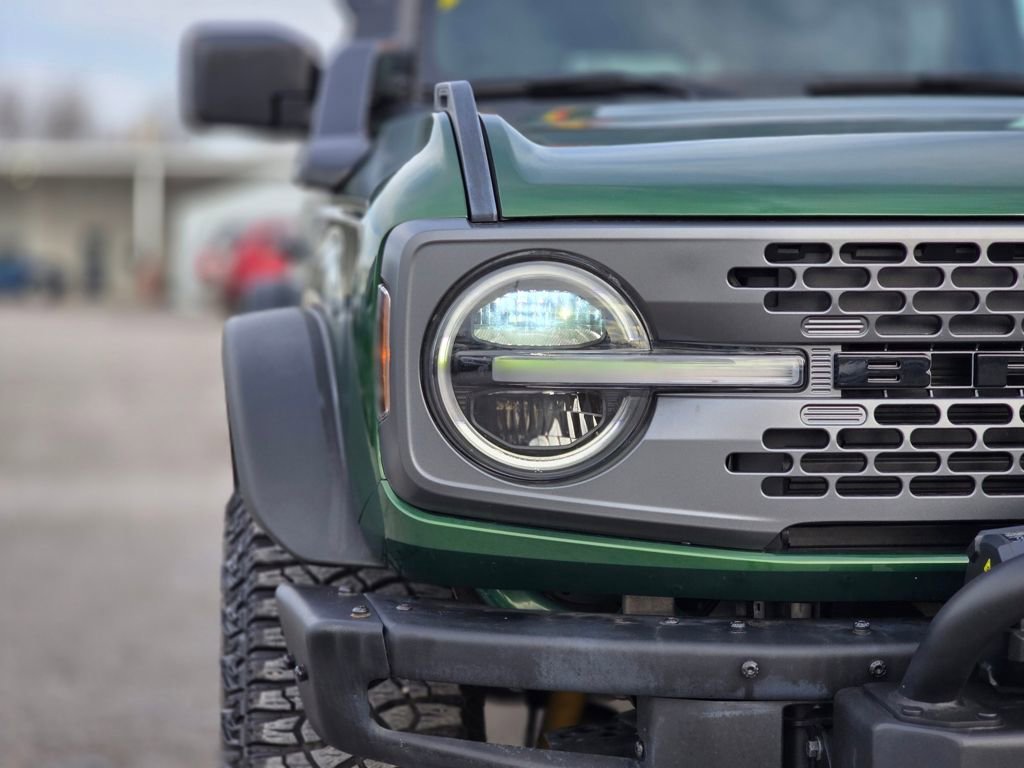 Used 2024 Ford Bronco Everglades image 9