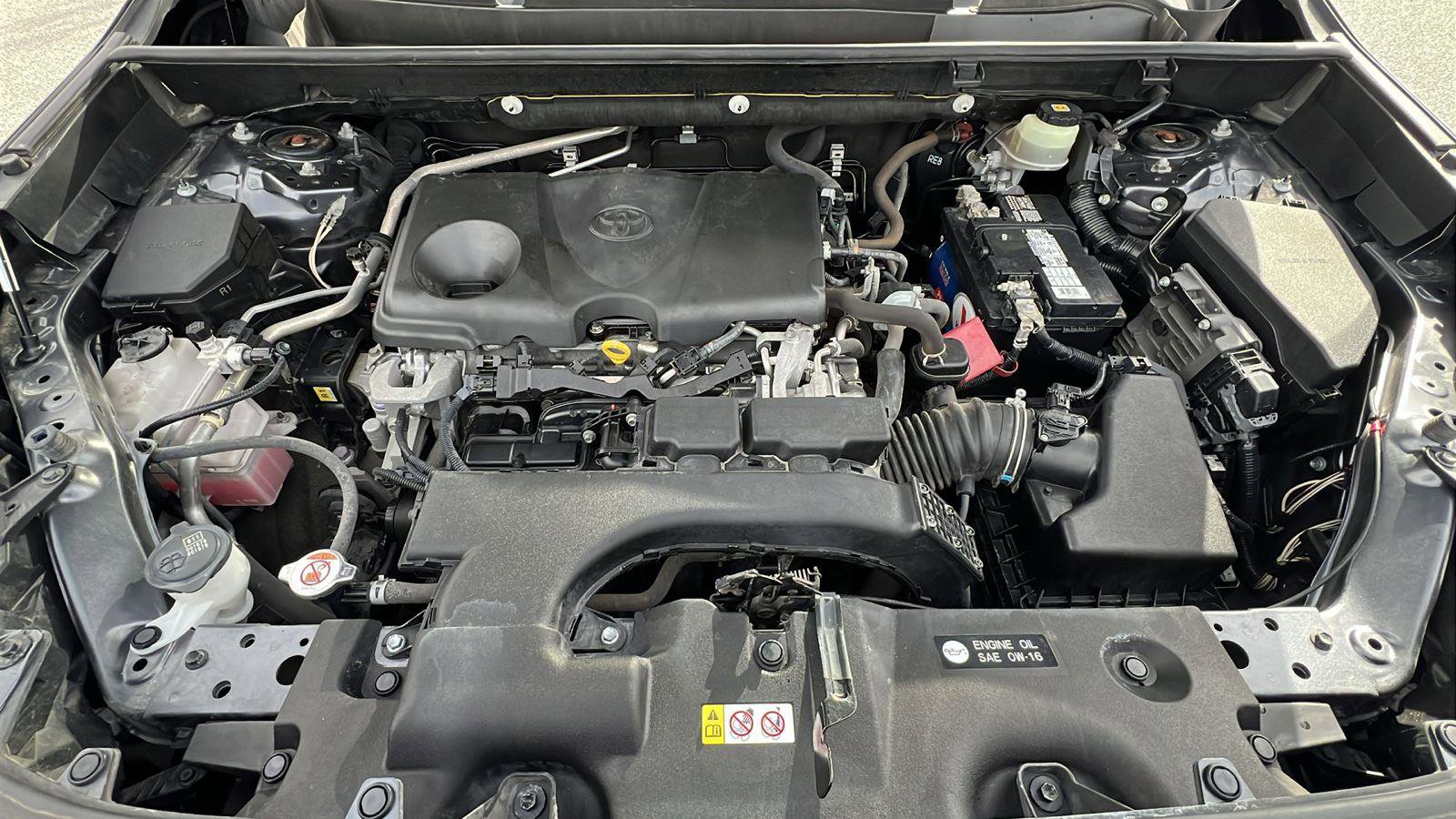 Used 2019 Toyota RAV4 XLE w/ Convenience Package image 9