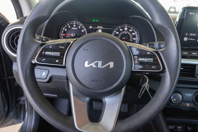 Used 2024 Kia Forte LXS image 10