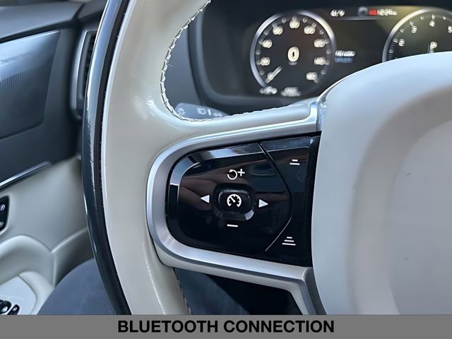 Used 2020 Volvo XC90 T6 Momentum image 21