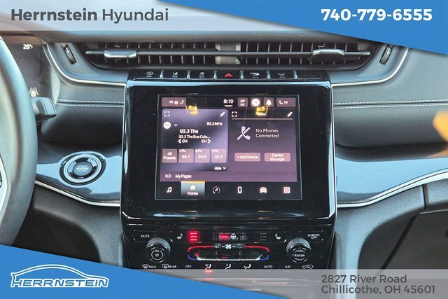 Used 2022 Jeep Grand Cherokee Altitude image 10