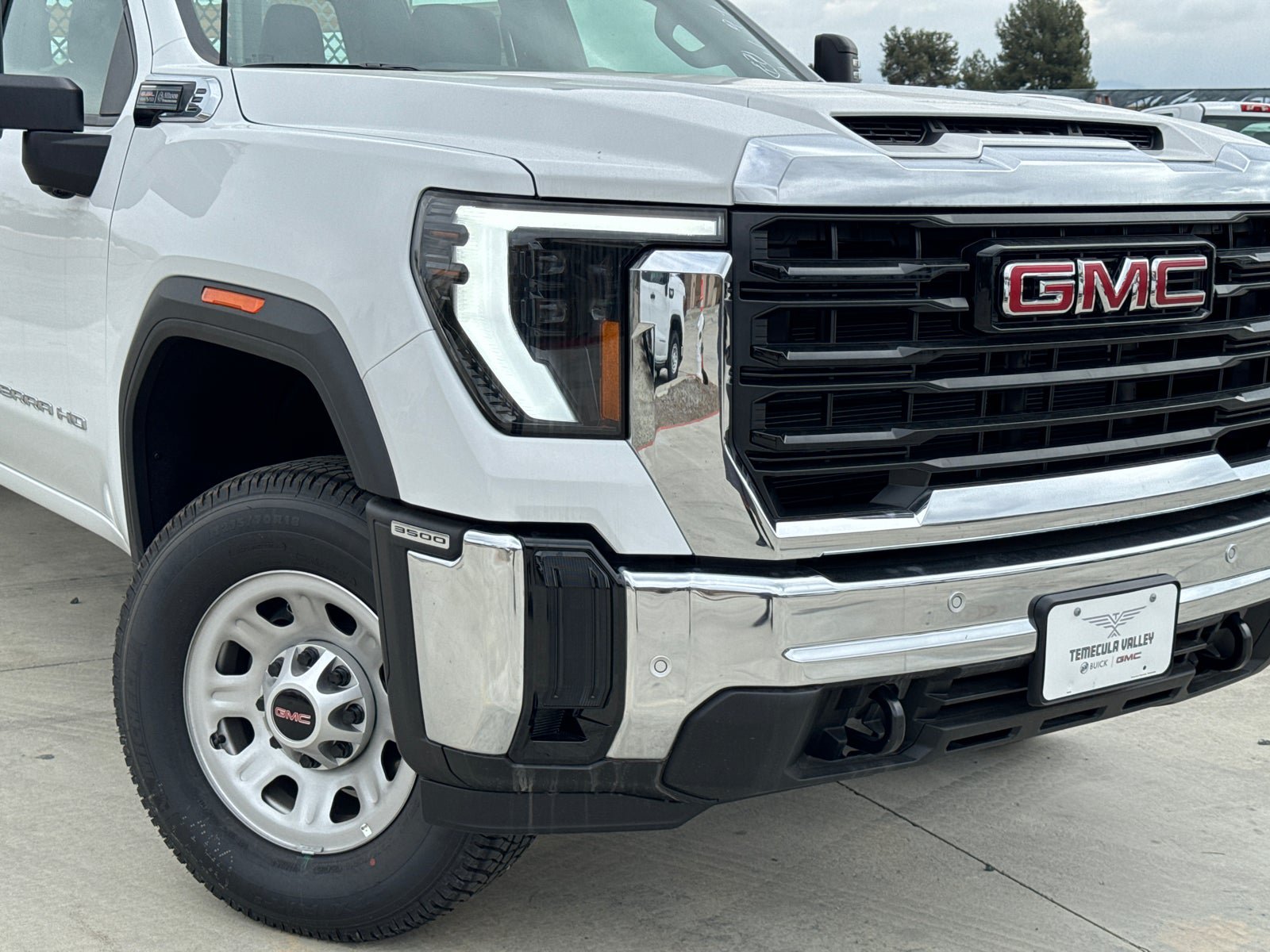 New 2025 GMC Sierra 3500 Pro w/ 1SA Pro Safety Plus Package RWD image 3