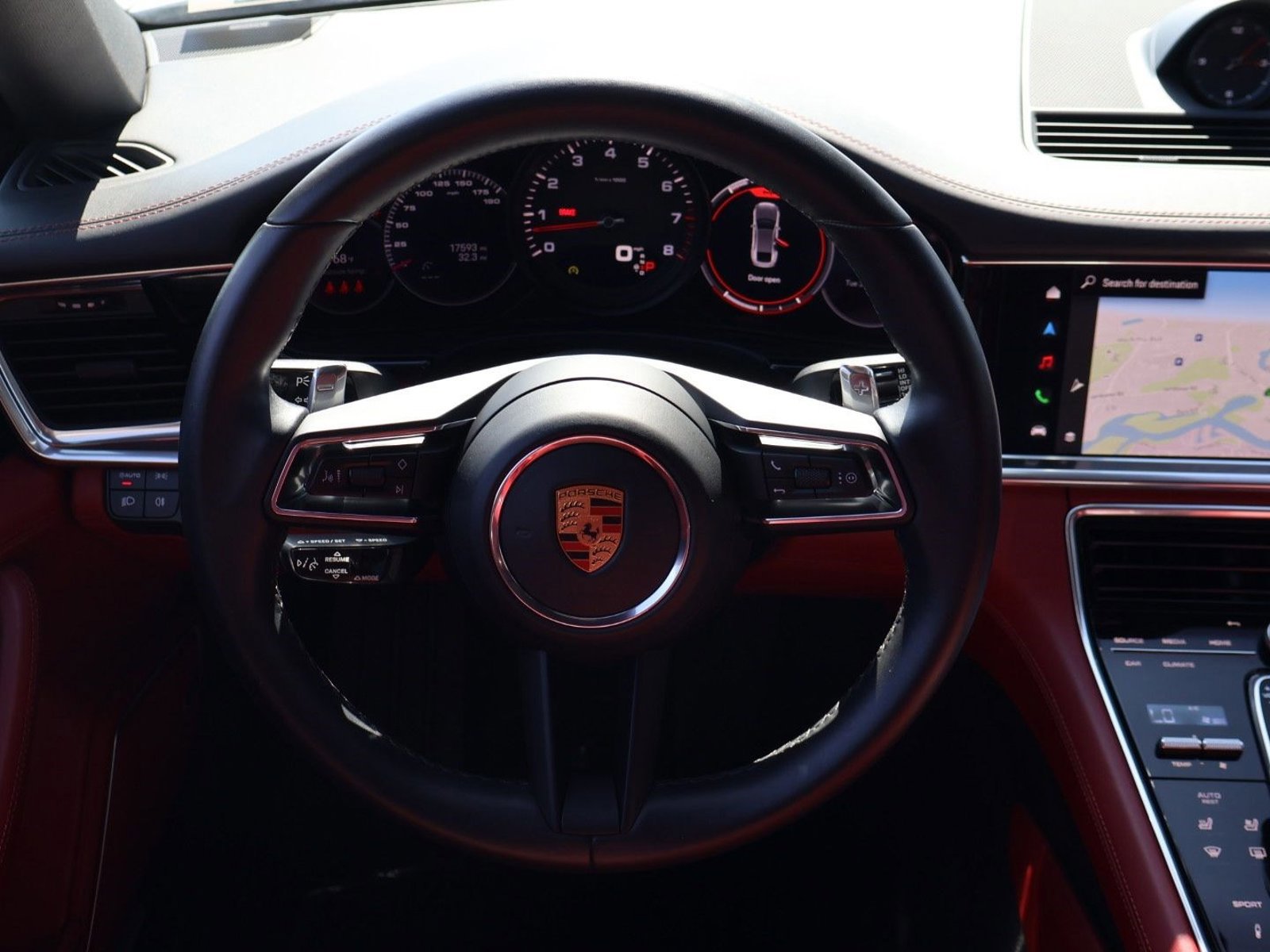 Certified 2022 Porsche Panamera 4 w/ Premium Package image 15