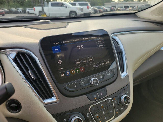 Used 2024 Chevrolet Malibu LT image 20