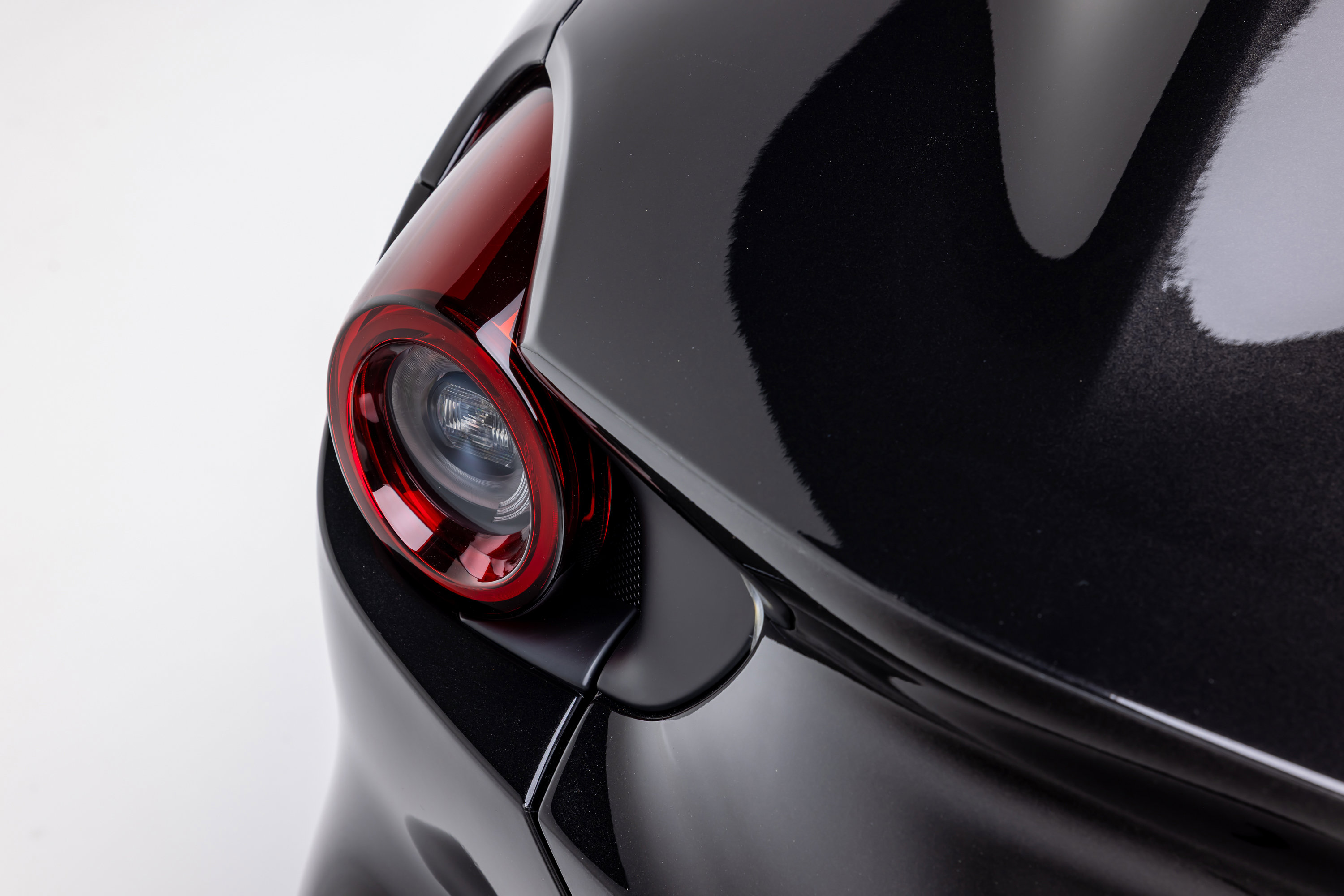 Certified 2023 Ferrari Portofino M RWD image 42