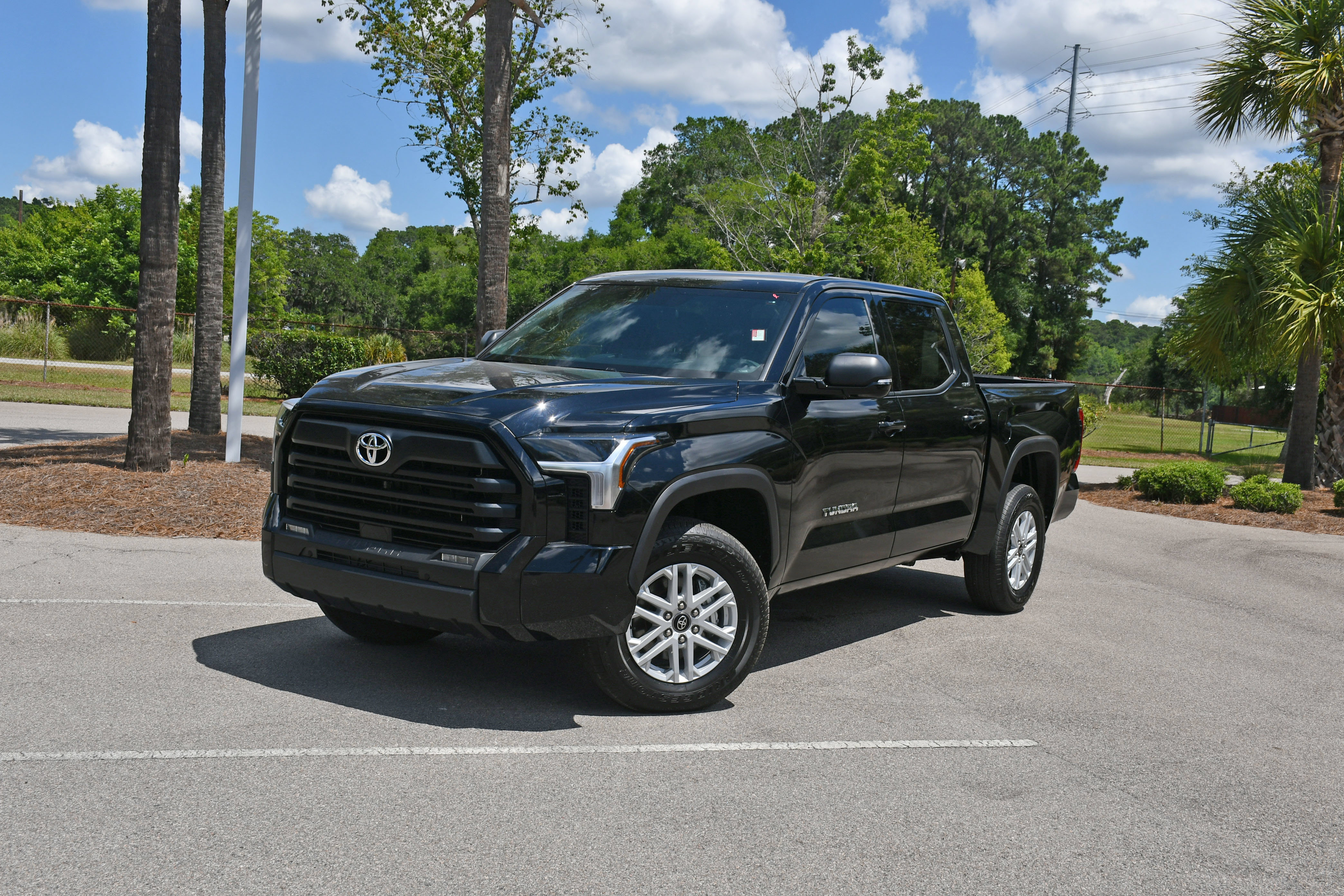 Certified 2026 Toyota Tundra SR5 w/ SR5 Premium Package AWD/4WD image 6