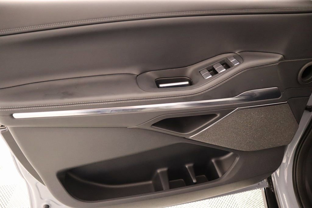 New 2025 Lincoln Navigator Reserve image 17