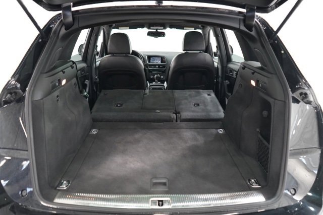 Used 2017 Audi Q5 2.0T Premium Plus w/ Technology Package image 34