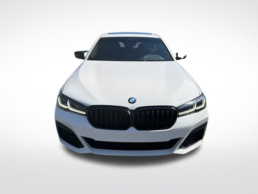 Used 2023 BMW 540i w/ M Sport Package image 3