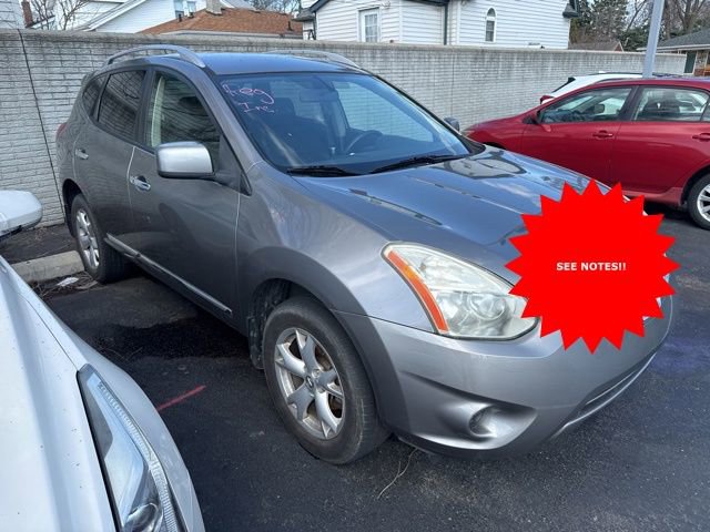 Used 2011 Nissan Rogue SV image 1