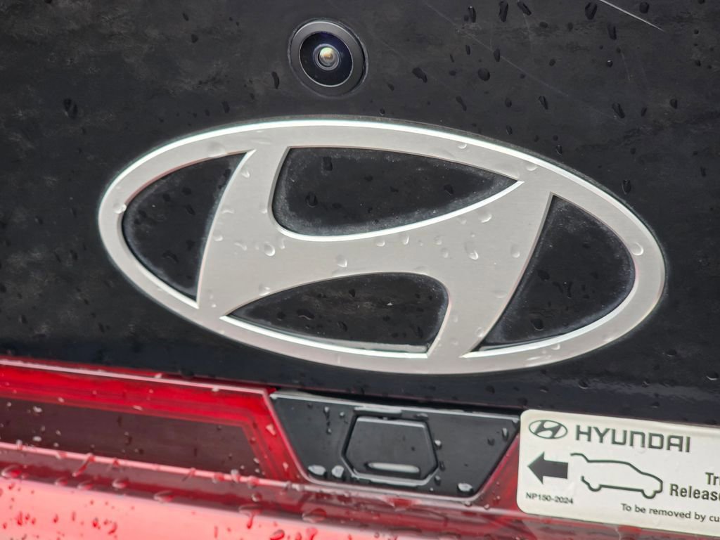 Certified 2024 Hyundai Elantra SEL w/ Convenience Package image 13