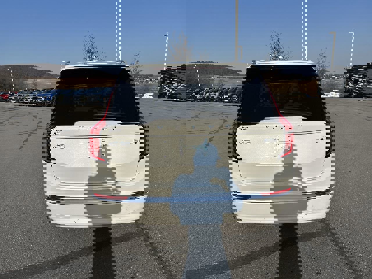 Used 2026 Volvo XC90 B5 Plus w/ Protection Package image 6