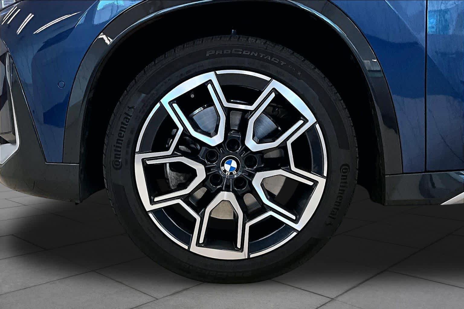 Certified 2025 BMW X1 xDrive28i AWD/4WD image 10