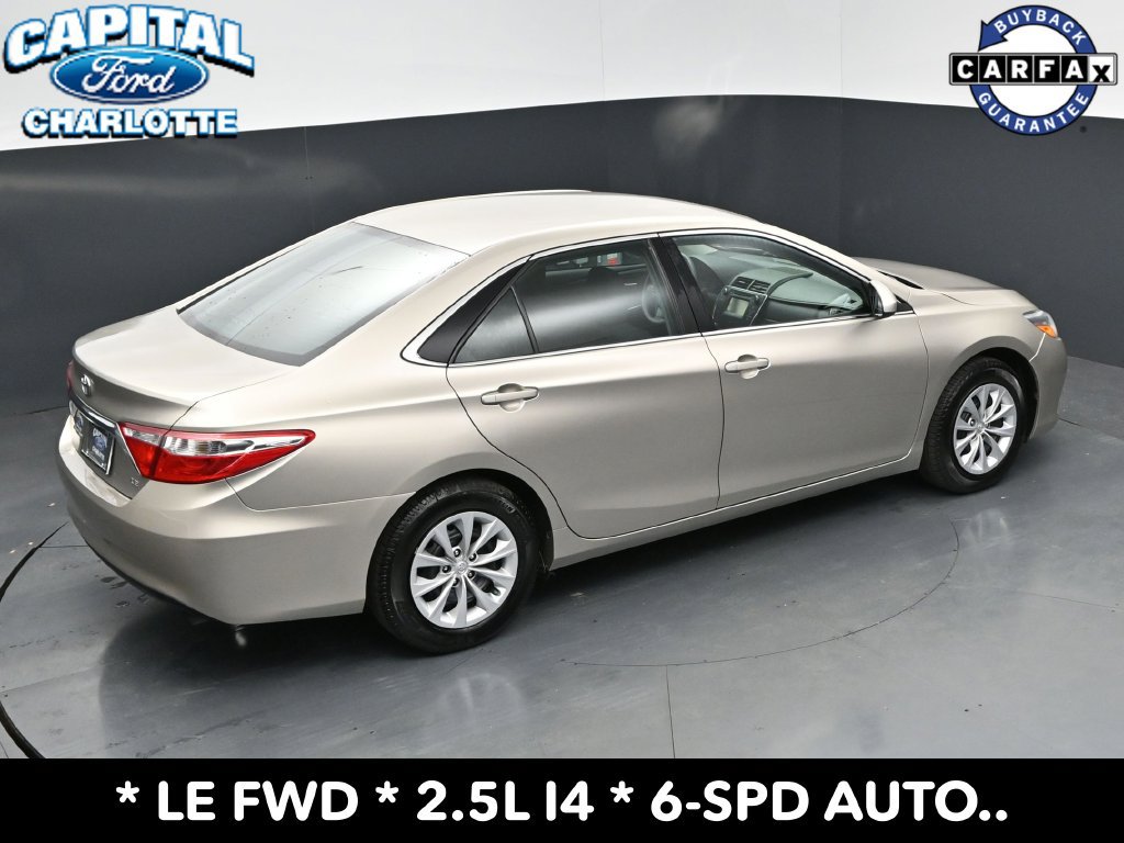 Used 2015 Toyota Camry LE FWD image 30