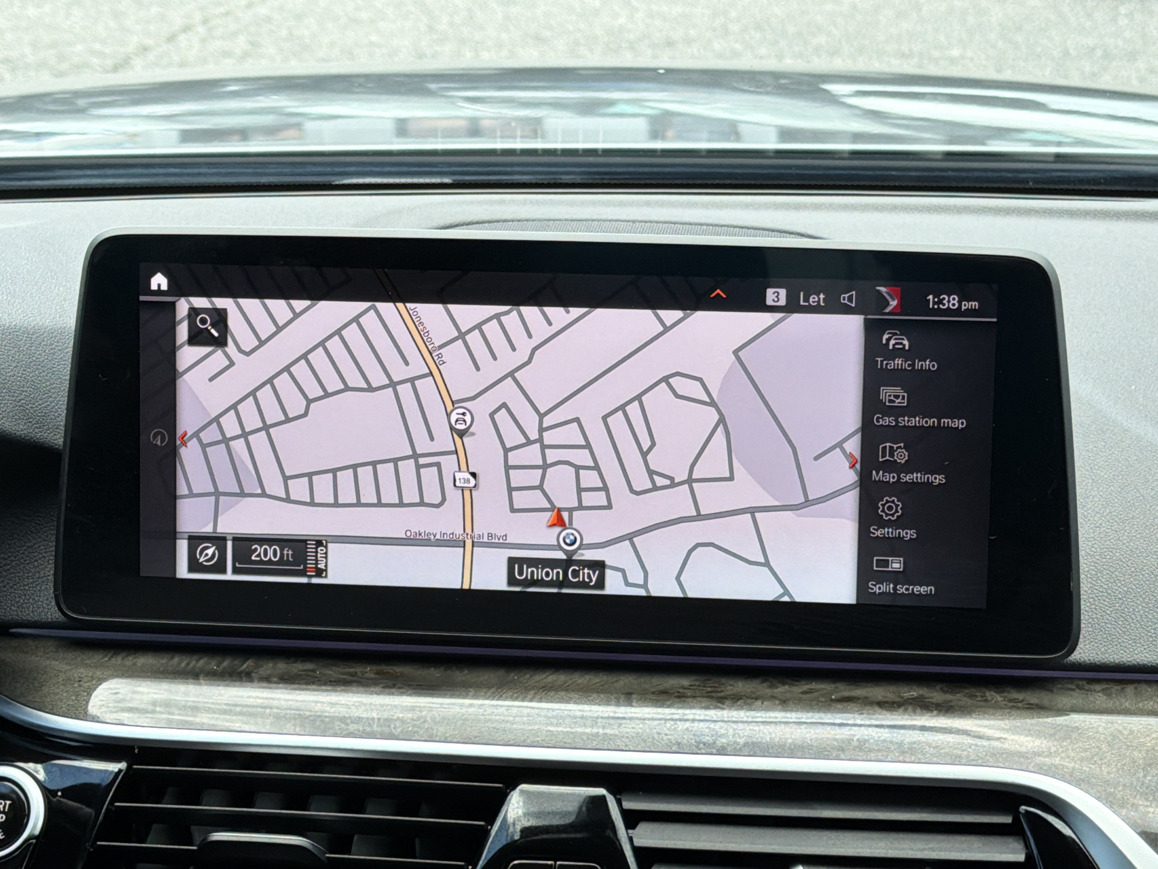Used 2023 BMW 530i w/ Convenience Package RWD image 5