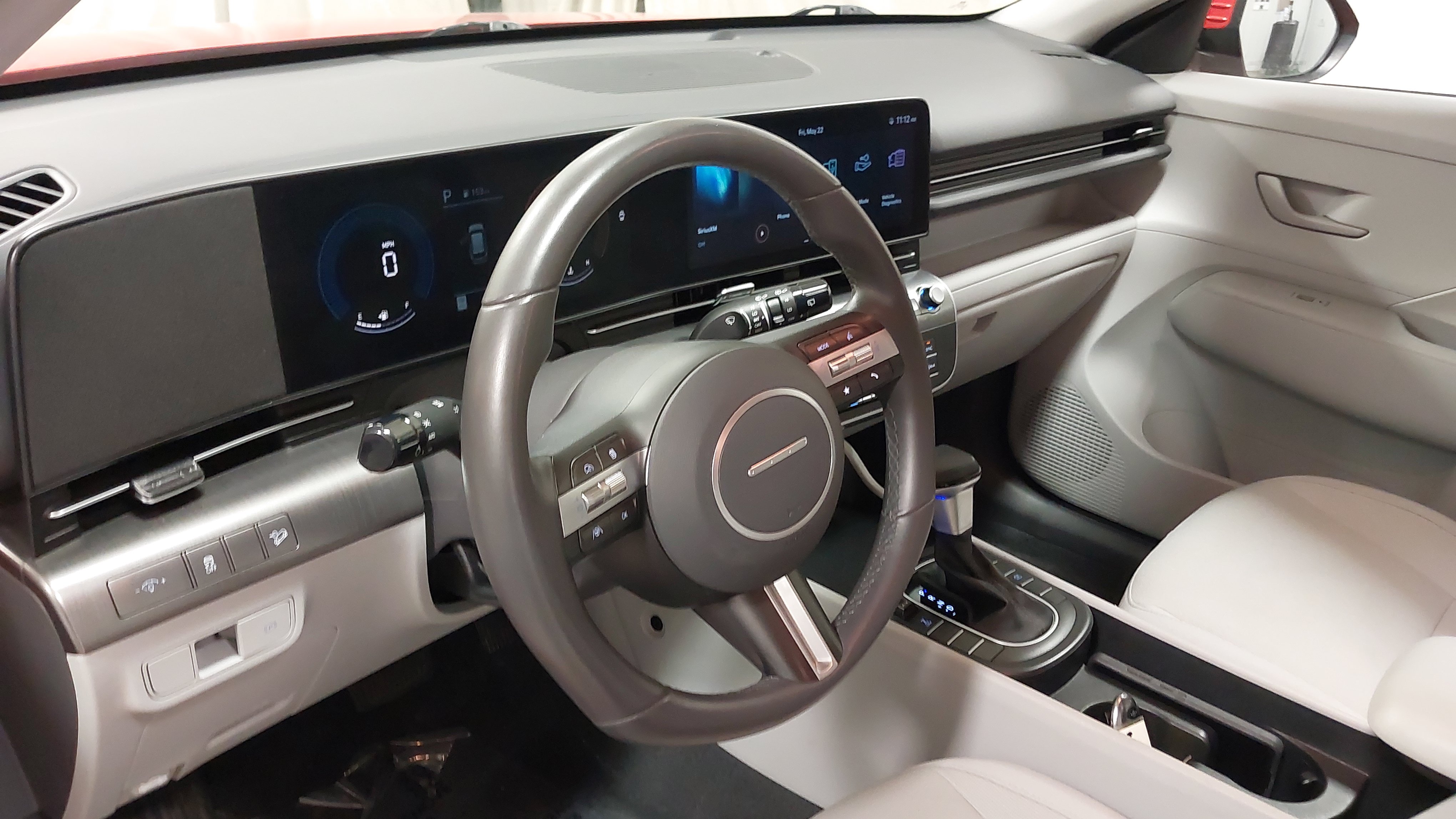 Used 2025 Hyundai Kona SEL AWD/4WD image 17
