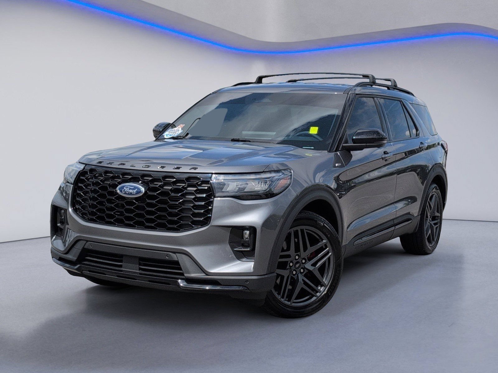 Used 2025 Ford Explorer ST-Line w/ Premium Package RWD image 2
