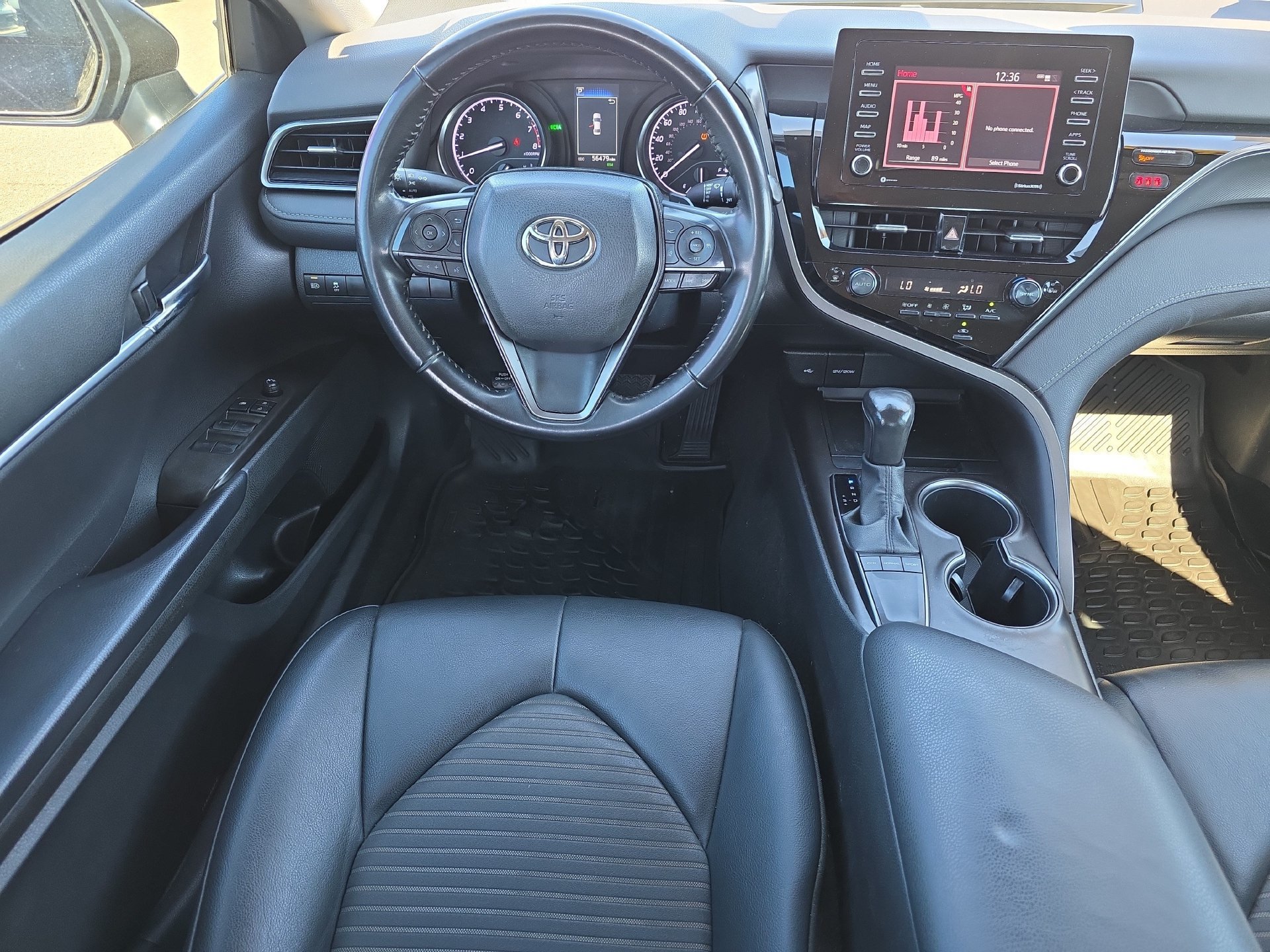 Used 2023 Toyota Camry SE w/ Convenience Package FWD image 11