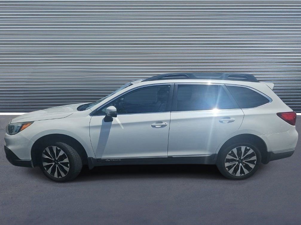 Used 2015 Subaru Outback 3.6R Limited AWD/4WD image 1