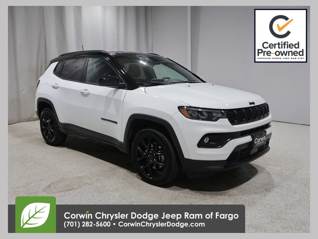 Certified 2023 Jeep Compass Latitude AWD/4WD image 1