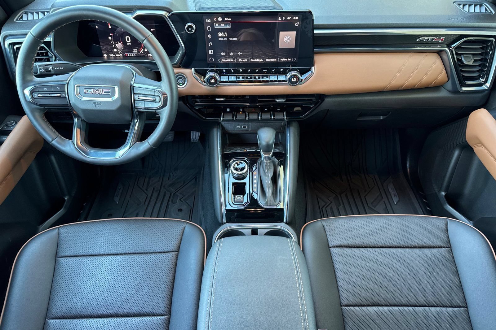 Certified 2023 GMC Canyon AT4 w/ AT4 Premium Package AWD/4WD image 14