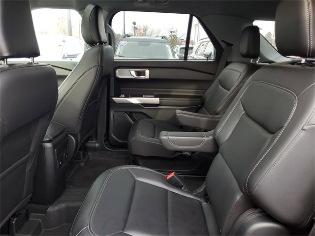 Certified 2024 Ford Explorer XLT w/ Equipment Group 202A image 27