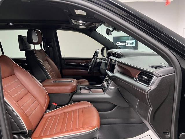 Used 2023 GMC Yukon XL Denali Ultimate image 61